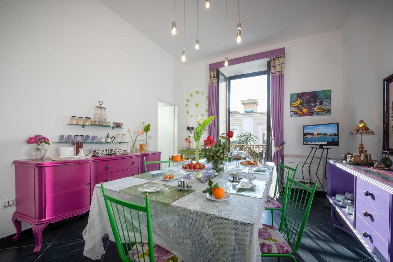 Maria Vittoria Charming Rooms And Apartments Brindisi Ngoại thất bức ảnh