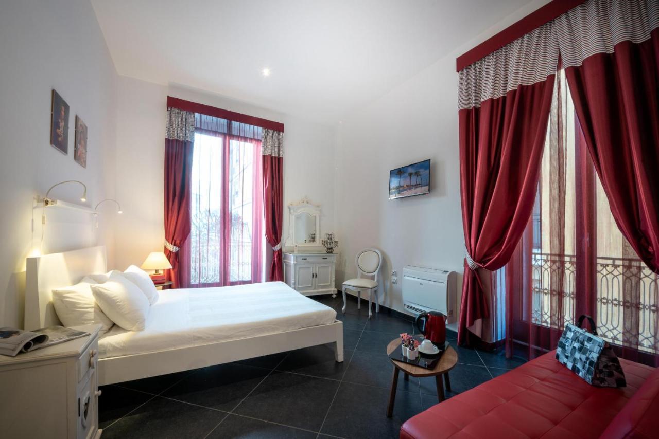 Maria Vittoria Charming Rooms And Apartments Brindisi Ngoại thất bức ảnh