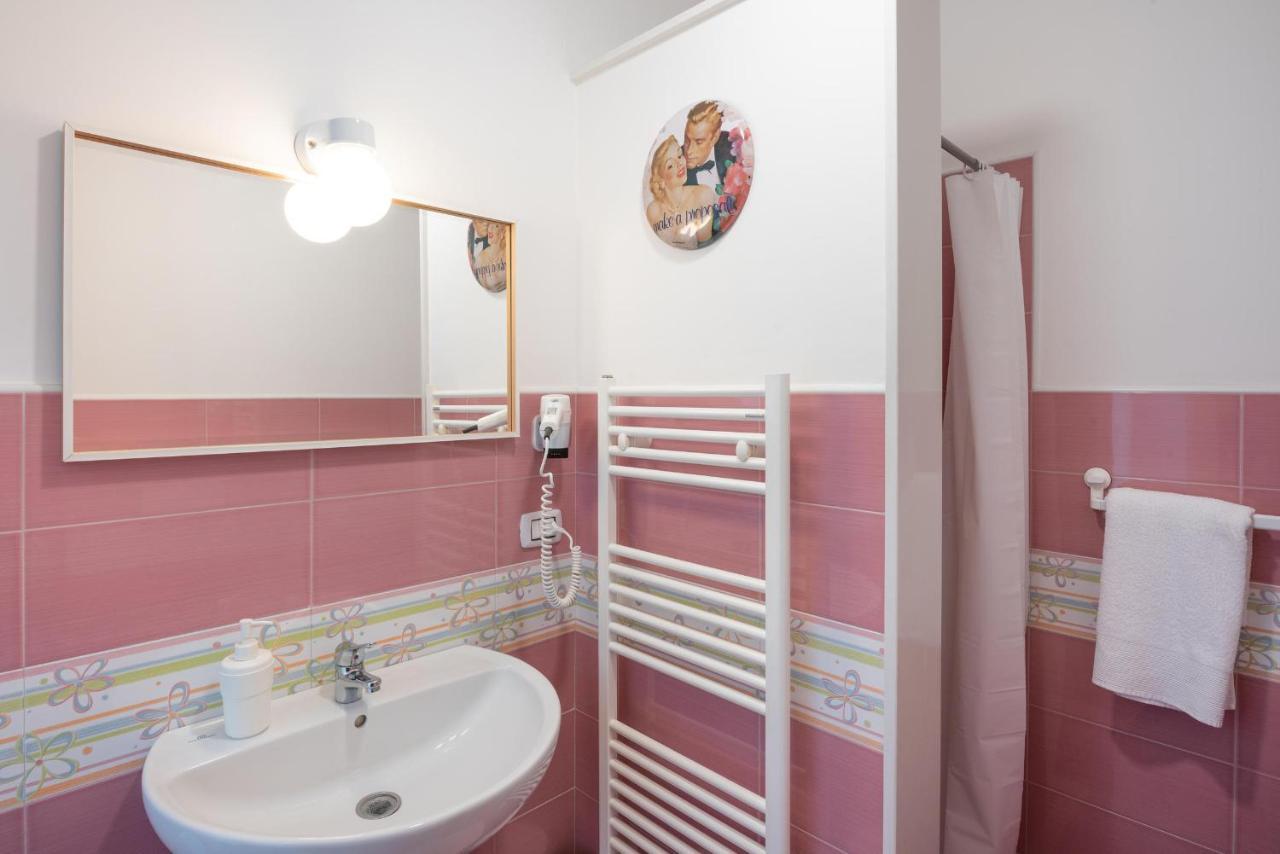 Maria Vittoria Charming Rooms And Apartments Brindisi Ngoại thất bức ảnh