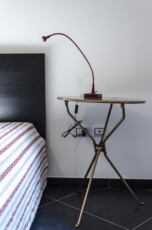 Maria Vittoria Charming Rooms And Apartments Brindisi Phòng bức ảnh